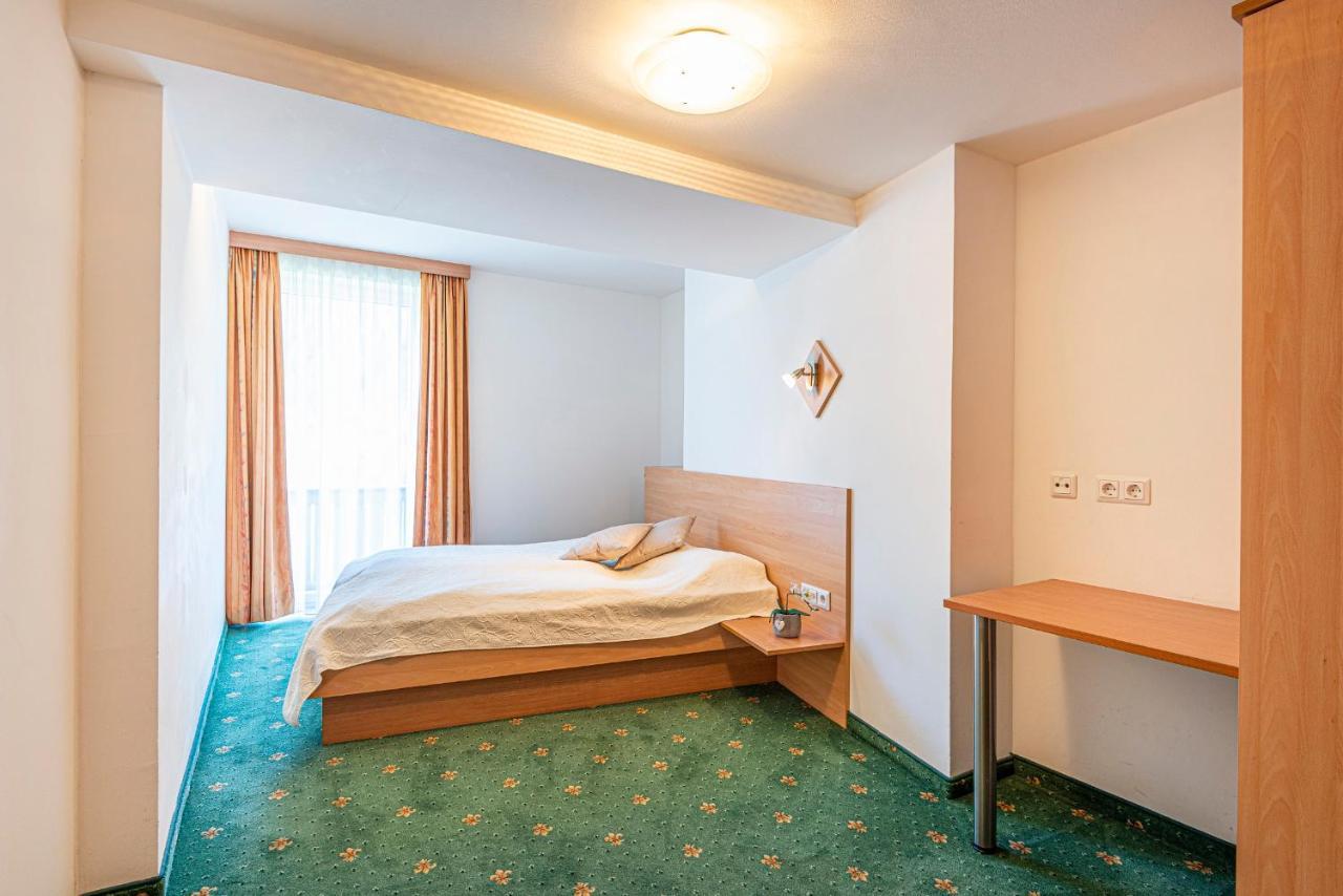 Aparthotel Schillerhof 巴德加斯坦 外观 照片