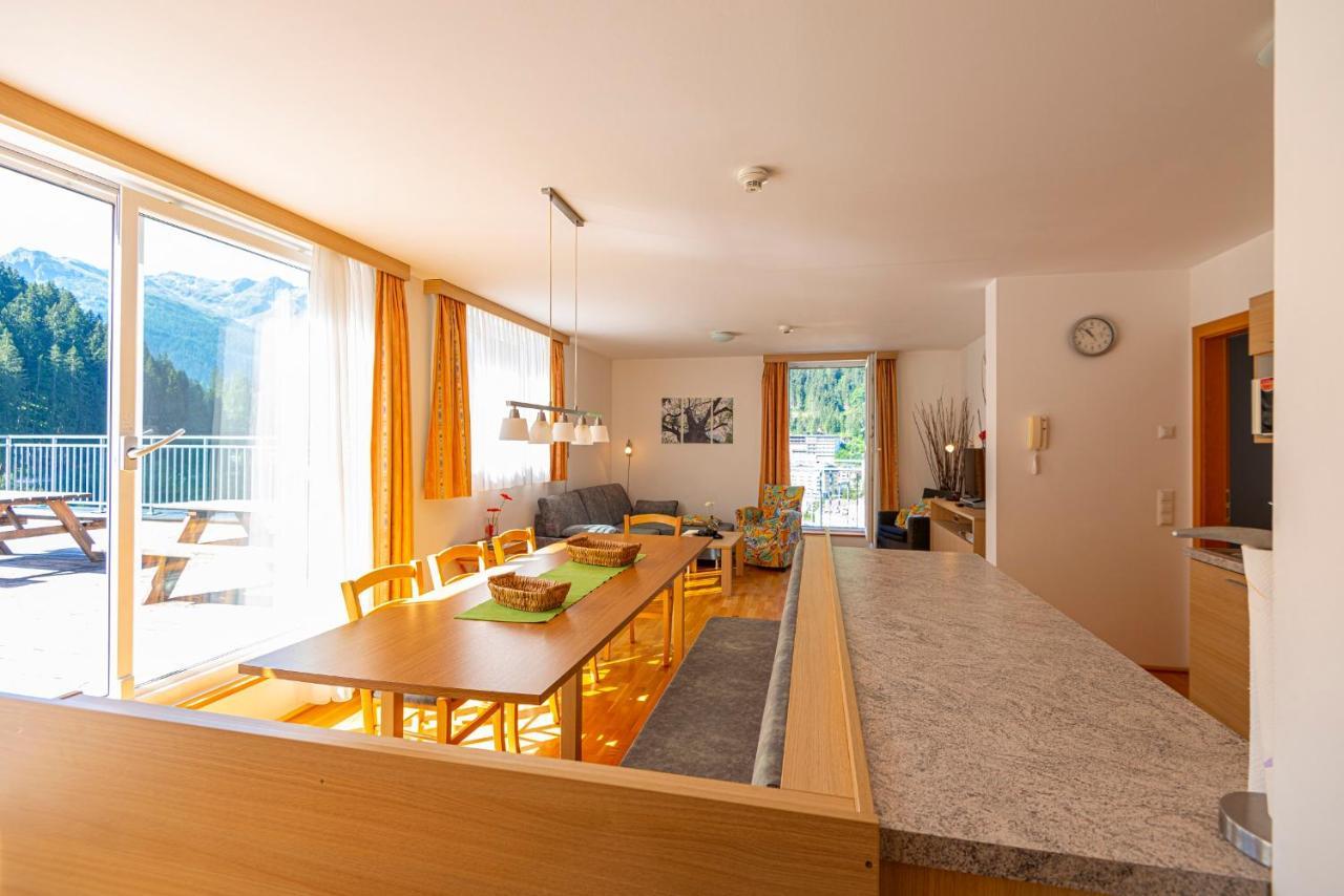 Aparthotel Schillerhof 巴德加斯坦 外观 照片