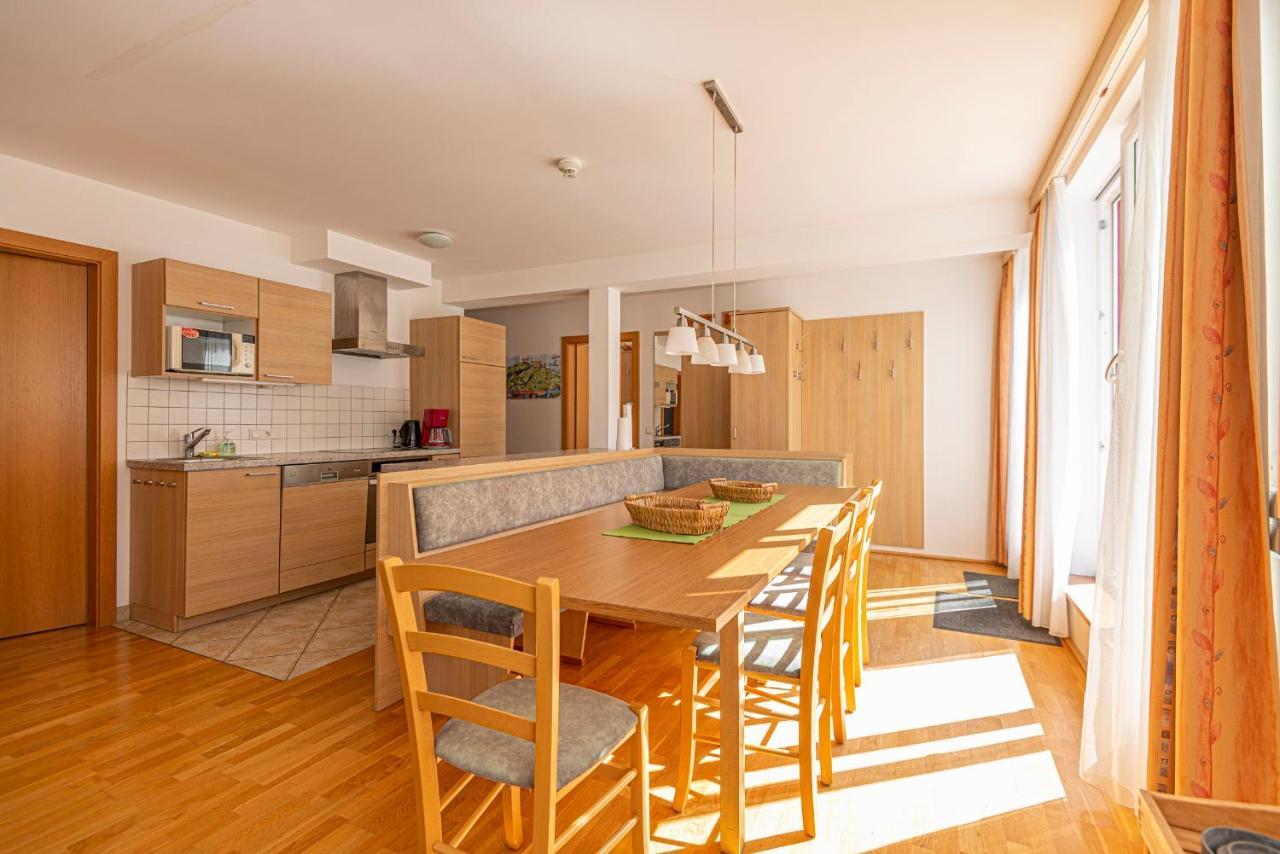 Aparthotel Schillerhof 巴德加斯坦 外观 照片