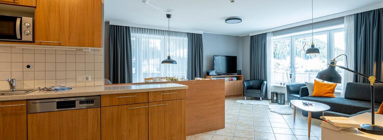 Aparthotel Schillerhof 巴德加斯坦 外观 照片